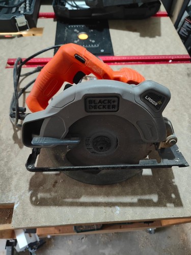 Sega circolare black decker - &,